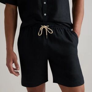 Quince Black European Linen 7” Drawstring Beach Short Large